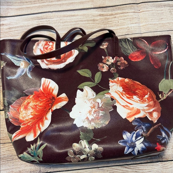 Indigo Handbags - Floral tote bag
